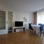 아파트 Perfect Living-staying In - Sun & Eiffel Tower *