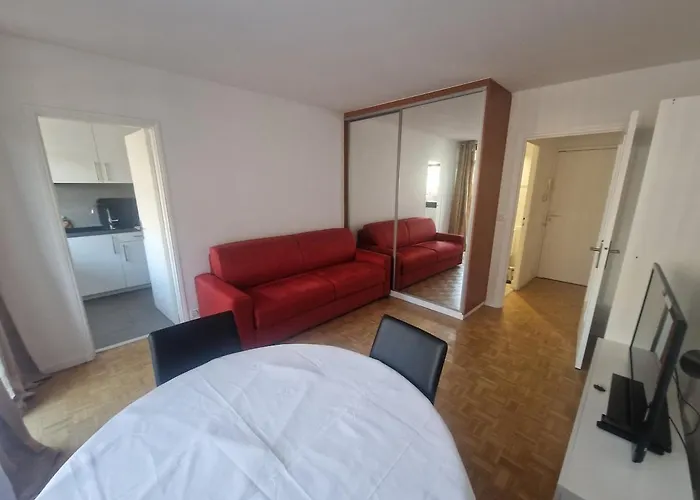 Large With Terrace And Sun - Eiffel Tower شقة باريس