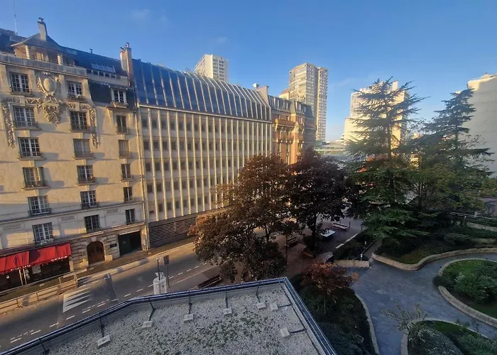 شقة Large With Terrace And Sun - Eiffel Tower